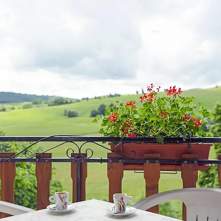 De La Petite Ferme, Super-besse Est, The Originals Relais Hotel Besse-et-Saint-Anastaise