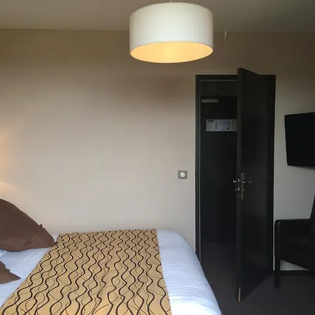 De La Petite Ferme, Super-besse Est, The Originals Relais