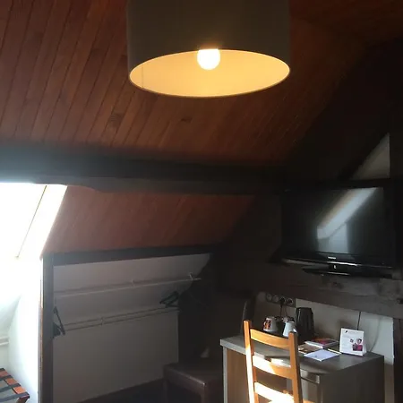 Hotel De La Petite Ferme, Super-besse Est, The Originals Relais