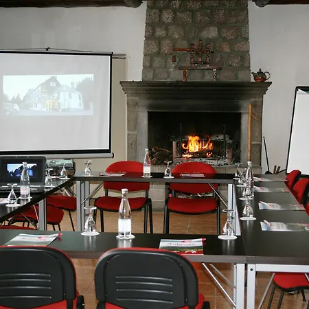 De La Petite Ferme, Super-besse Est, The Originals Relais 3*